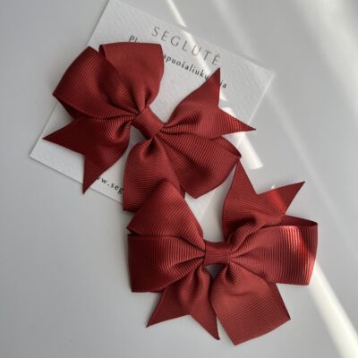 Burgundiškos spalvos plaukų segtukai - kaspinai mergaitėms