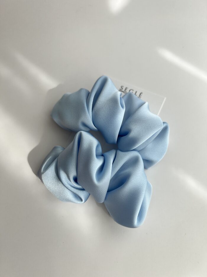 BABY BLUE spalvos plaukų segtukai