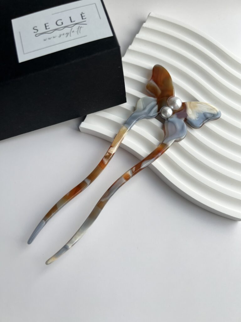 Smeigtukas plaukams DRUGELIS