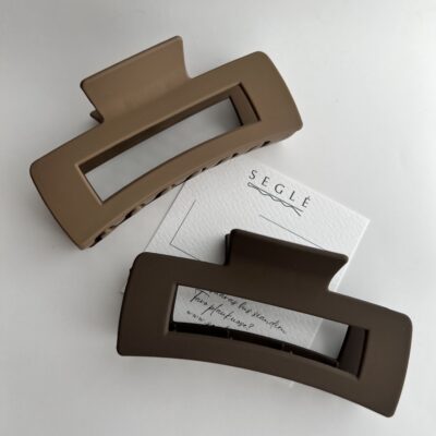 Matiniai rudų spalvų plaukų segtukai žnyplės