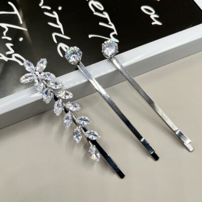 Segtukai plaukams "Blizganti šakelė"