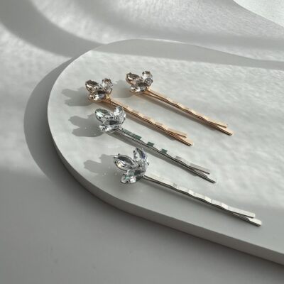 Metaliniai segtukai plaukams dekoruoti cirkonių akmenukais