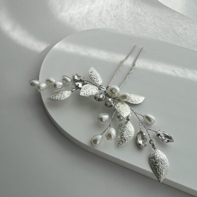 Elegantiškas smeigtukas plaukams vestuvinėms plaukų šukuosenoms